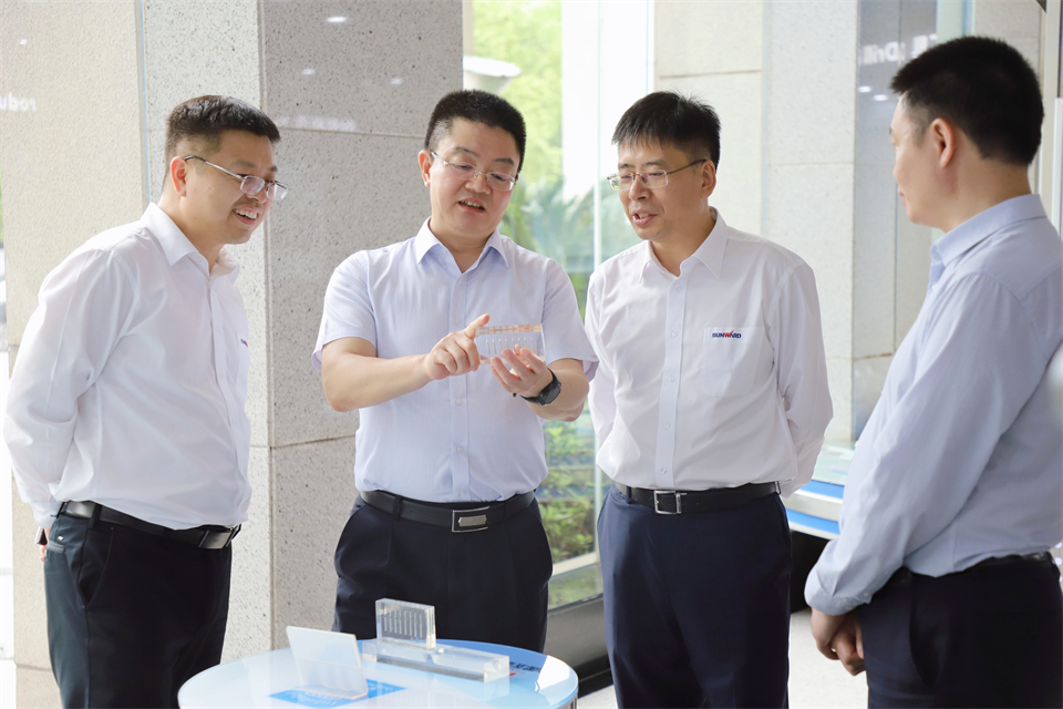 “双向奔赴 相助共赢”永利集团官网智能与中钨高新签署战略相助协议