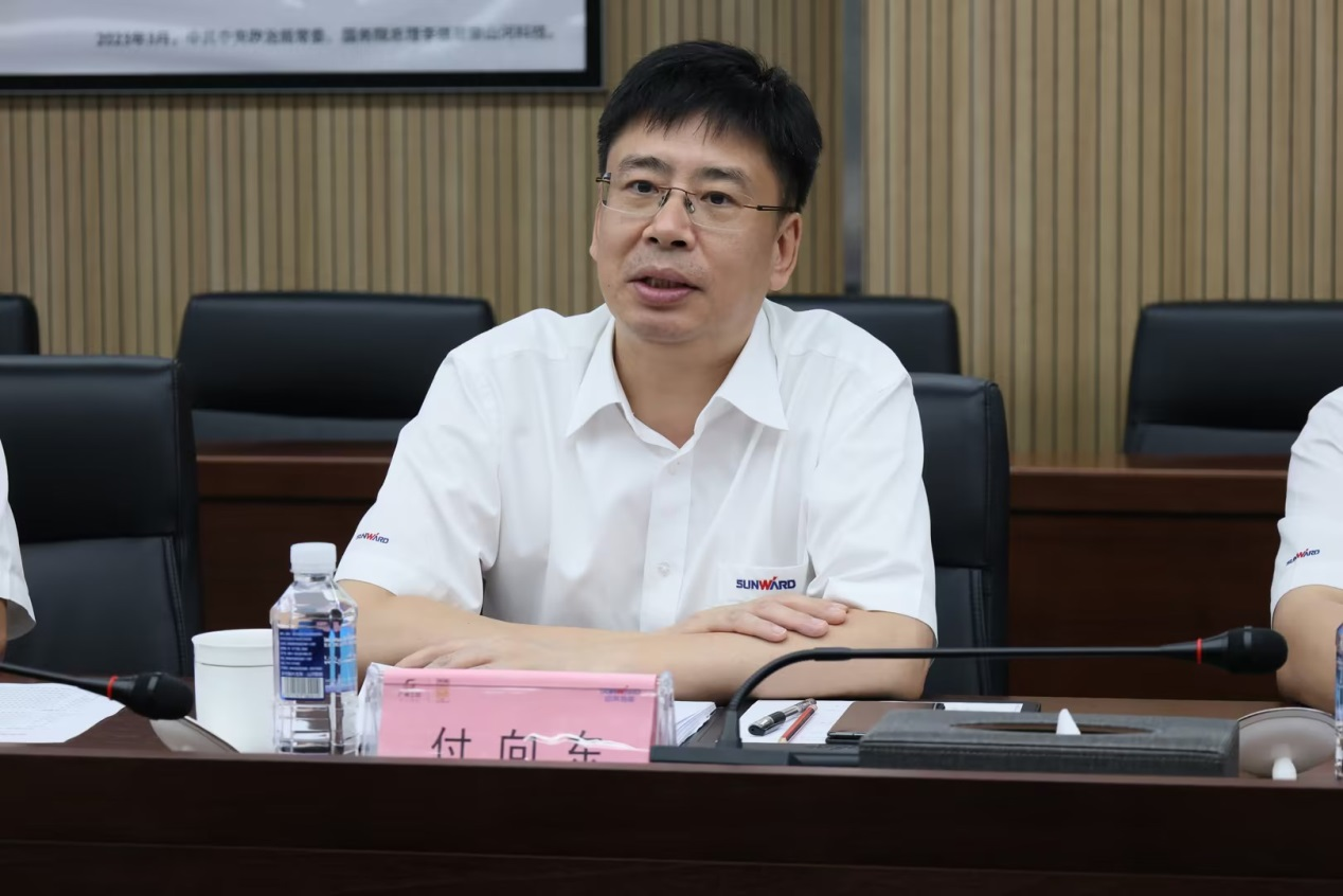 深化交流相助！广州港李明忠副总司理率队莅临永利集团官网智能考察交流！