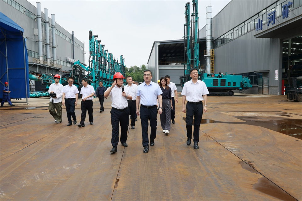 广州工控集团总司理王福铸调研永利集团官网智能生产谋划事情