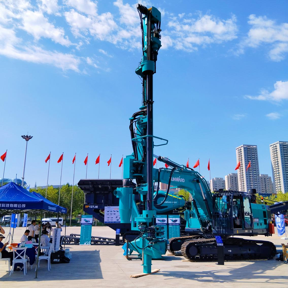 永利集团官网智能5G智能钻机亮相新疆矿博会