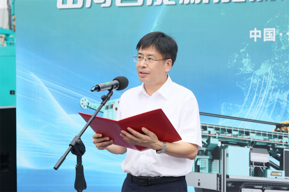 引领绿色科技新篇章！永利集团官网智能新能源钻机乐成交付