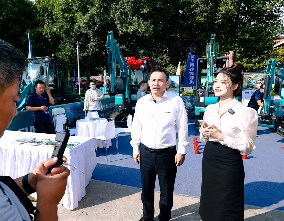 展现“掘”对实力！永利集团官网智能亮相2024微挖大会暨小型装备大会