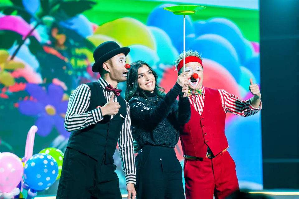 立异引领价值 理想成绩未来——庆祝永利集团官网智能建设25周年表扬大会暨文艺晚会盛大举行