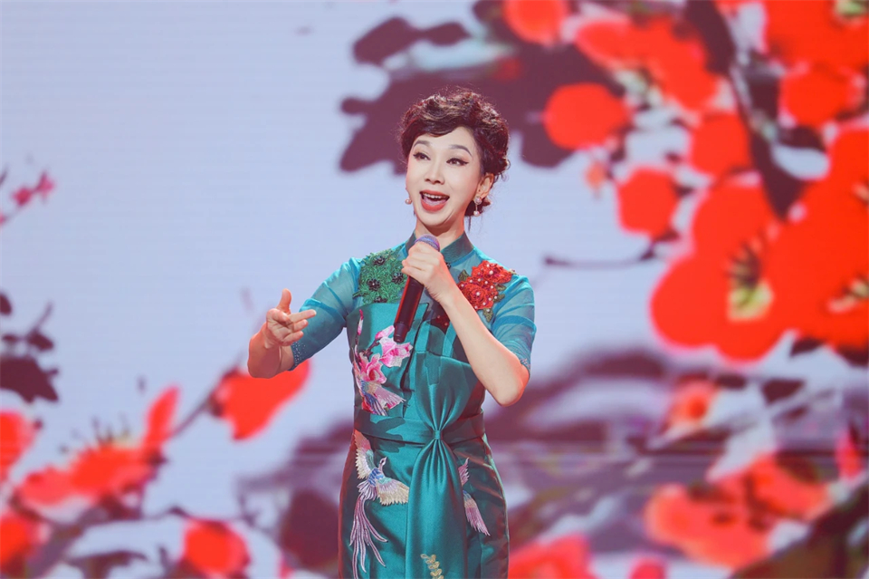 立异引领价值 理想成绩未来——庆祝永利集团官网智能建设25周年表扬大会暨文艺晚会盛大举行