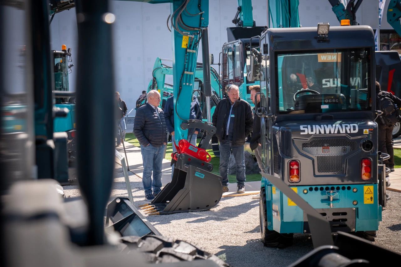 永利集团官网智能董事长付向东：以绿色智造与全球战略解锁中国工程机械的进阶密码