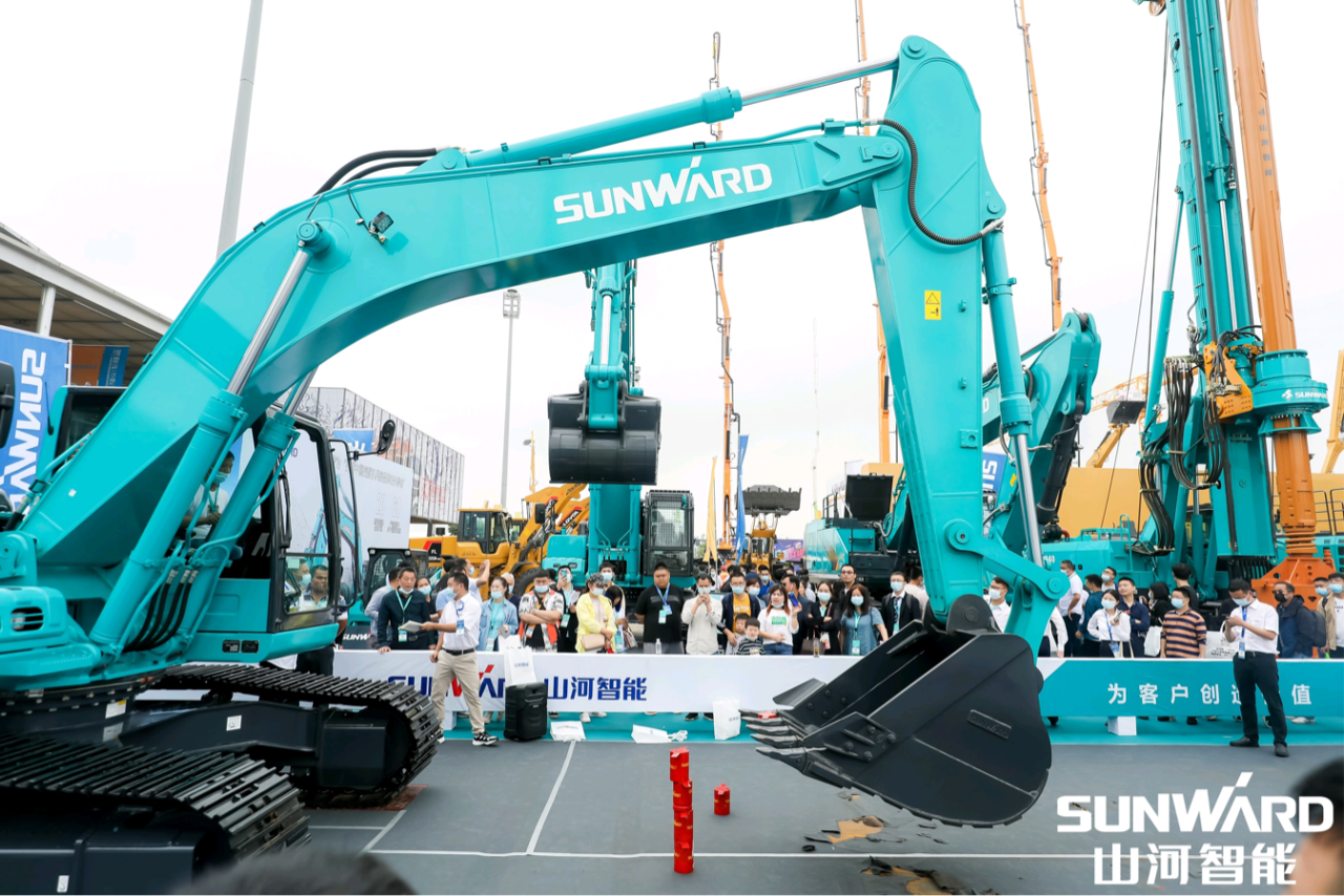 2025 CICEE | 永利集团官网智能历届长沙展高光回首！再启新篇，，，，，邀您共赴立异之约！