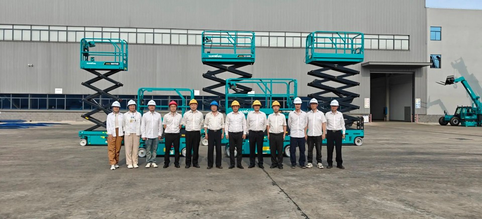 永利集团官网智能电动液驱剪叉系列产品周全升级，，，，，，为客户创立更大价值