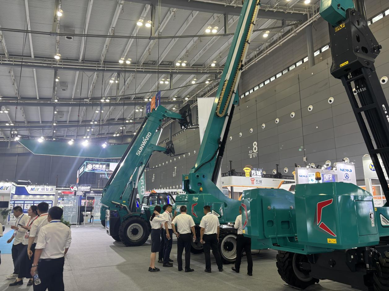 2025 CICEE | 永利集团官网智能SWT34JE-P电动直臂式高空作业平台重磅宣布！