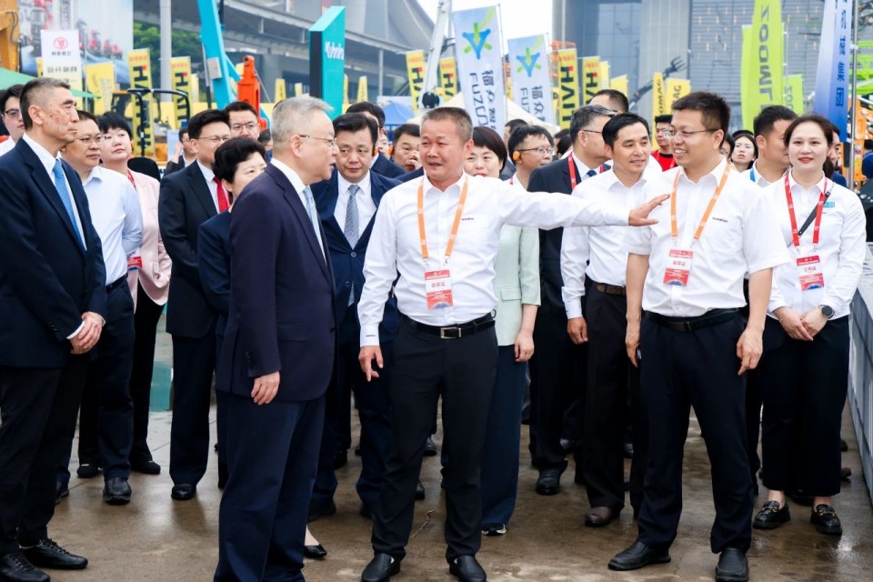 2025 CICEE | 永利集团官网智能实力闪灼2025长沙国际工程机械展