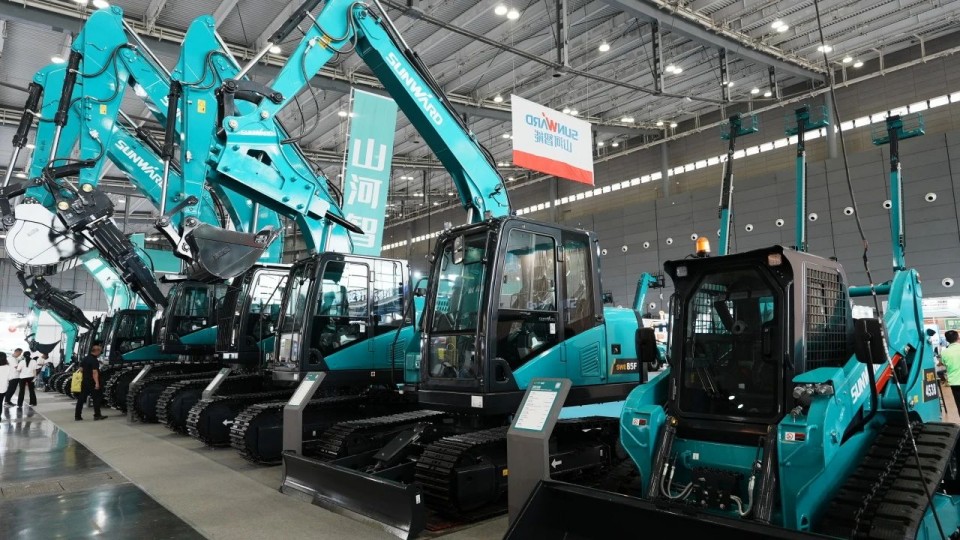 2025 CICEE | 从简单工具迈向多元化解决方案，，，永利集团官网智能泛起非凡挖掘机风范