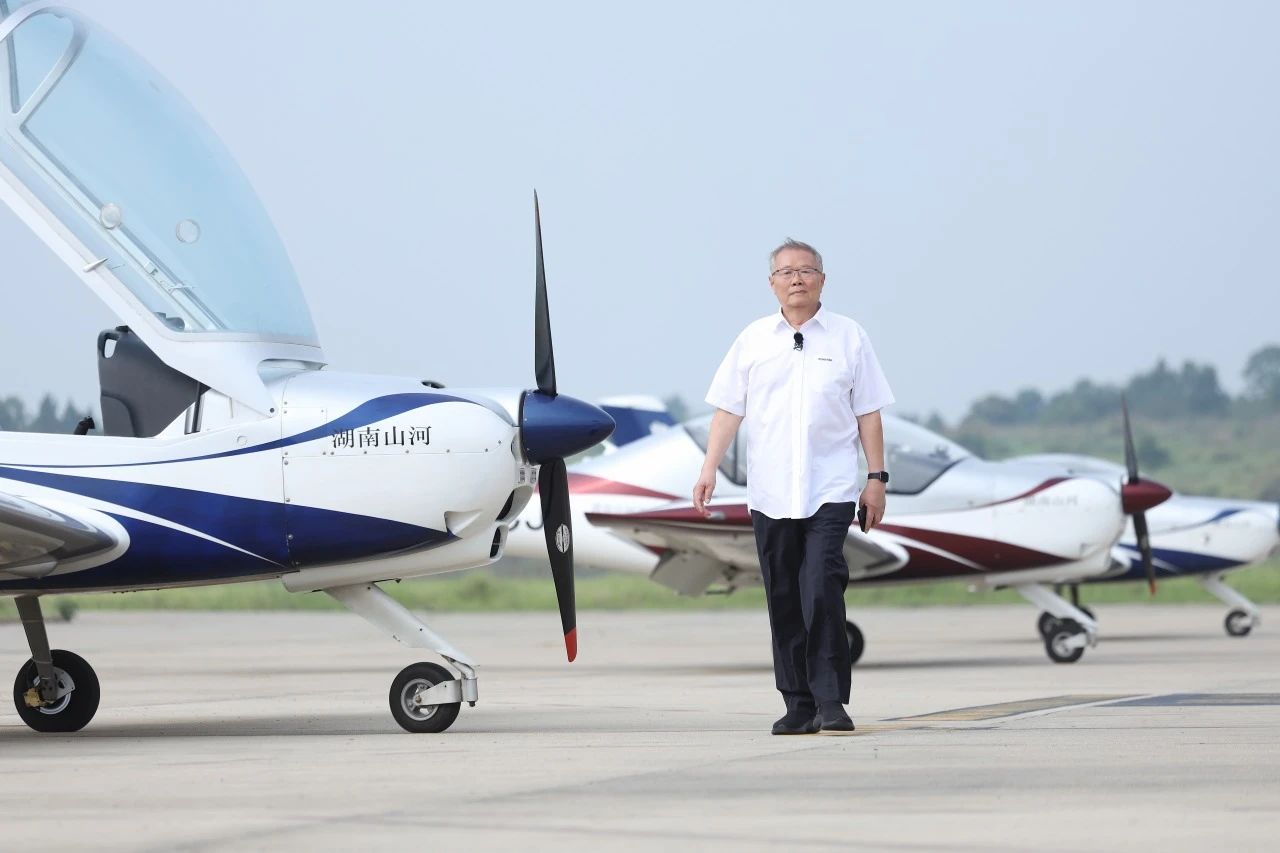 【今晚7:30】湖南卫视《创业有得聊》对话永利集团官网智能＆永利集团官网星航首创人 何清华：79岁“创业青年”的低空