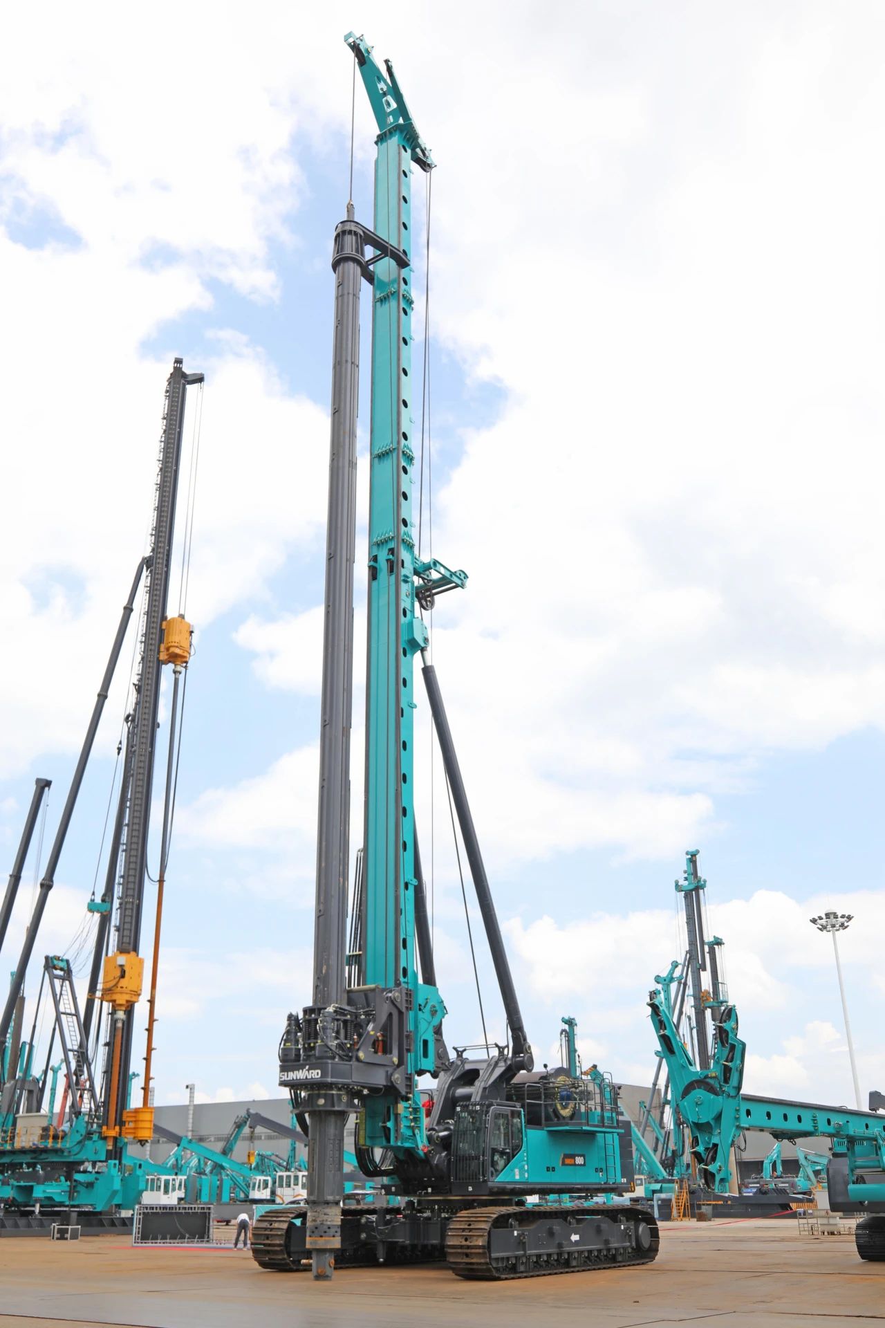 “破纪录王者”再出征！永利集团官网智能SWDM800旋挖钻机乐成交机