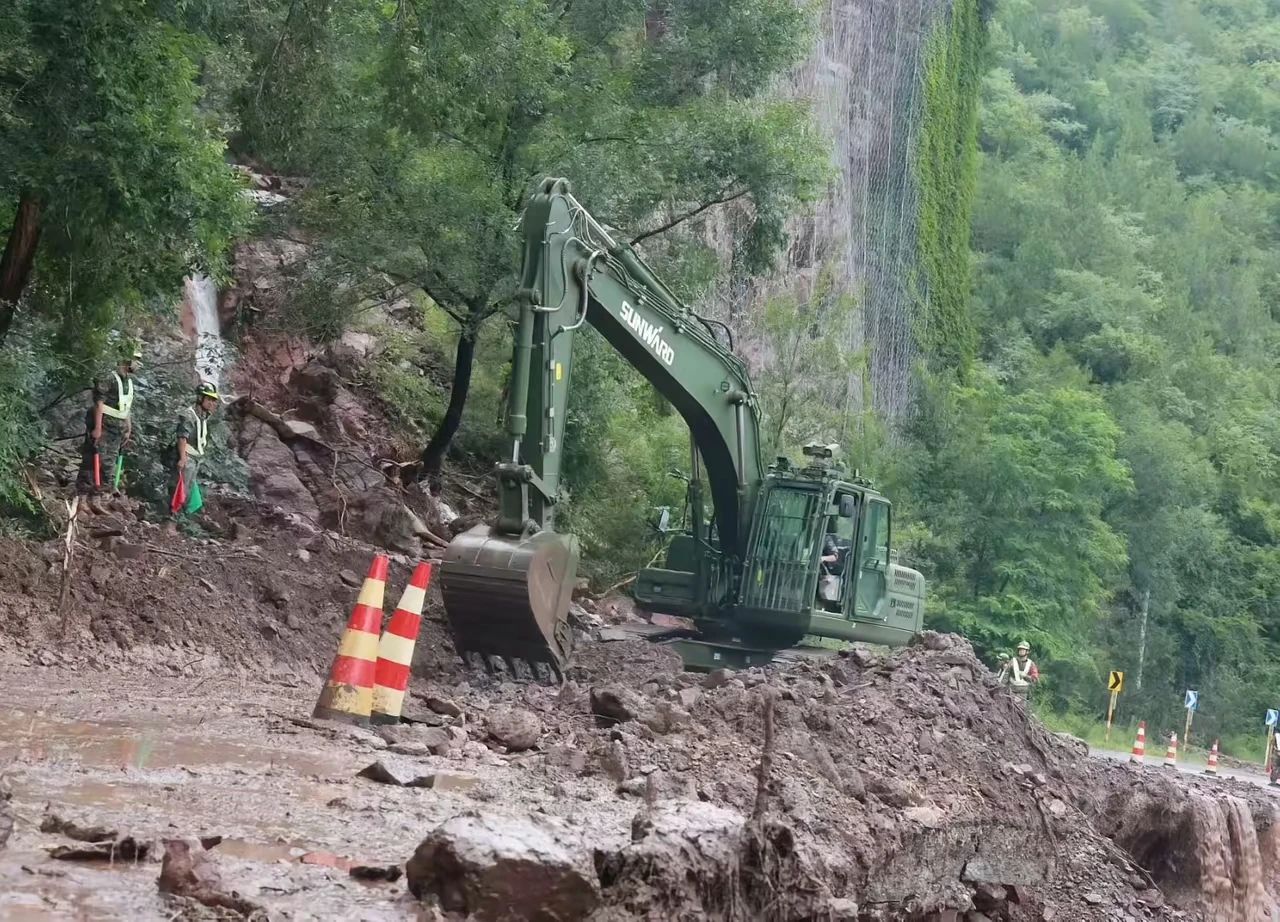 关注！永利集团官网智能应抢救援装备助力武警冲锋北京暴雨抢险救灾一线！