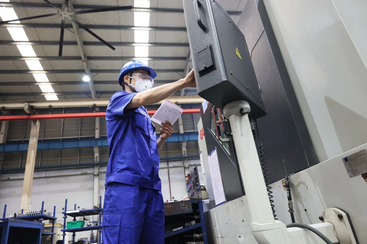 我的匠心 | 数控铣工孙先锋：以精度界说品质，，，，，，以坚守诠释匠心